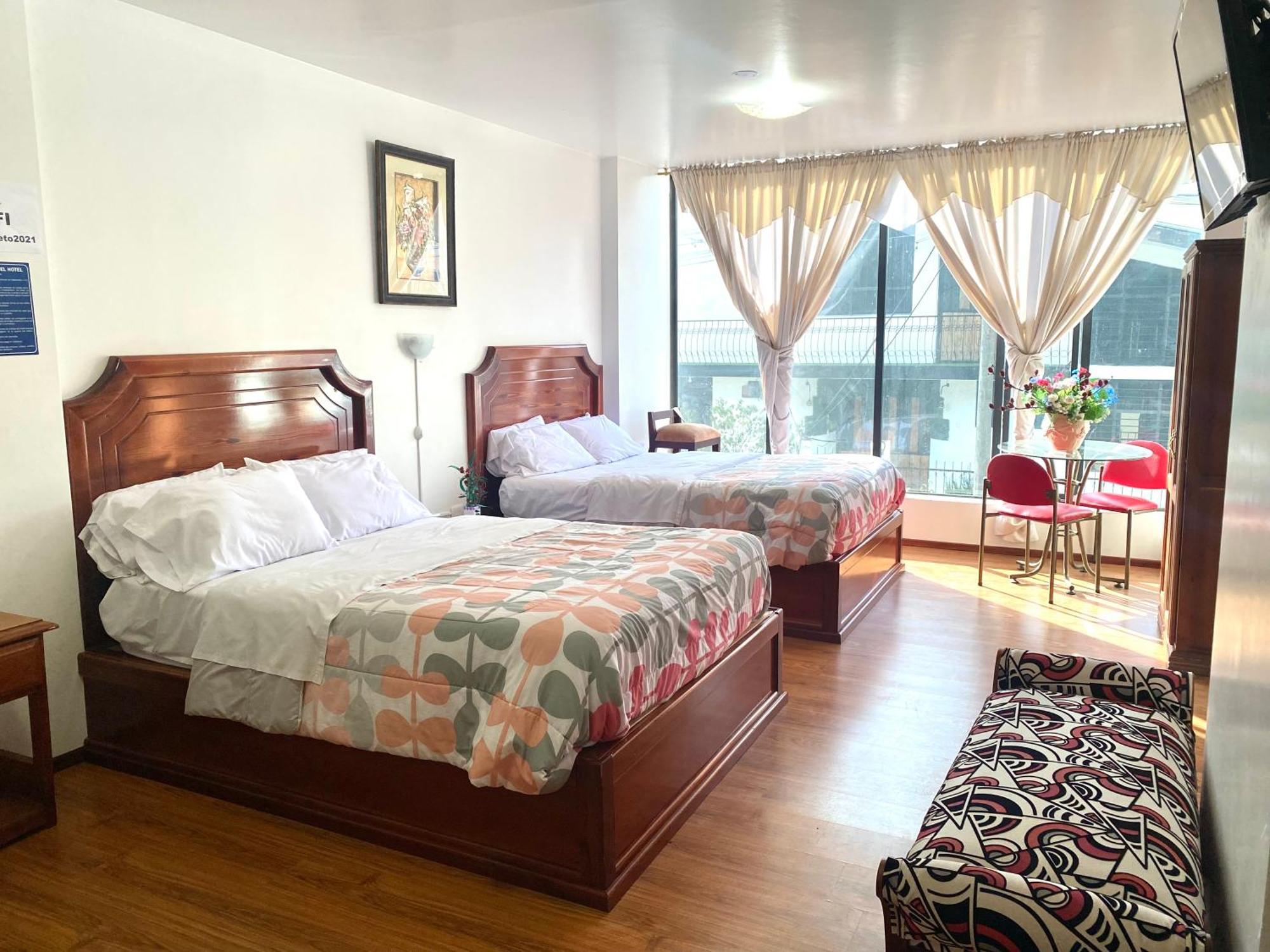Loreto Hotel ラタクンガ エクステリア 写真